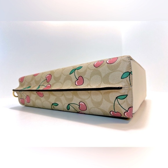 Coach Cherry Signature Bucket - Picture 7 of 14